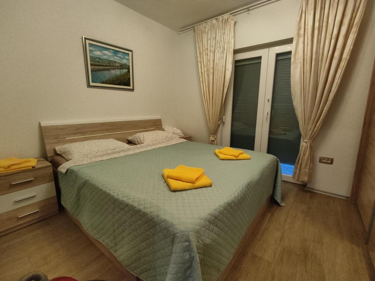 Apartment Rea Koper Bagian luar foto