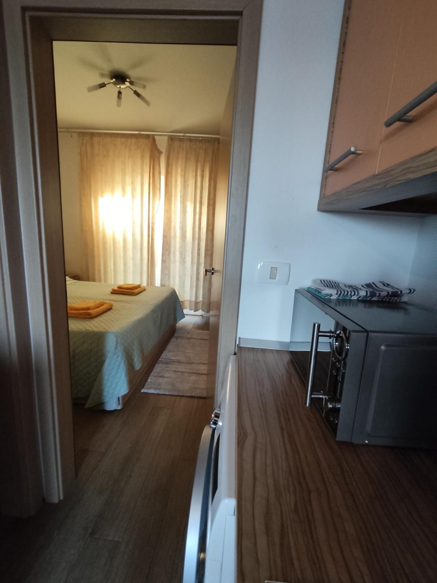 Apartment Rea Koper Bagian luar foto